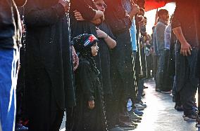 Thousands Participate In Muharram Mourning Process In Kashmir