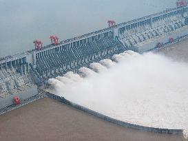 Three Gorges Three Gorges Reservoir Flood Discharge