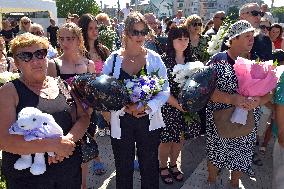 Vinnytsia pays tribute to victims of Russian missile strikes on July 14, 2022