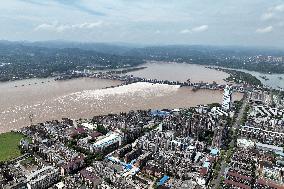 Yangtze River Gezhouba Water Conservancy Project Flood Discharge