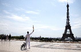 (SP)FRANCE-PARIS-OLYMPIC GAMES-TORCH RELAY