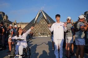 Olympic Flame in Paris - Day One