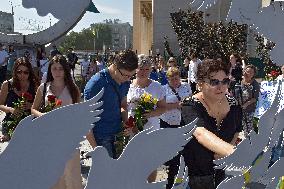 Vinnytsia pays tribute to victims of Russian missile strikes on July 14, 2022