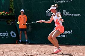 International Tennis match - WTATOUR Magdalena Frech Vs Elina Avanesyan