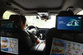 Luobo Kuai Pao, The Baidu Robotaxi, Starts Test Running In Partial Shanghai