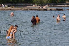 Centre Island Beach In Toronto, Canada