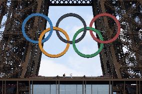 Olympic Torch Relay on the Eiffel Tower - Paris