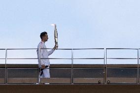 Olympic Torch Relay on the Eiffel Tower - Paris