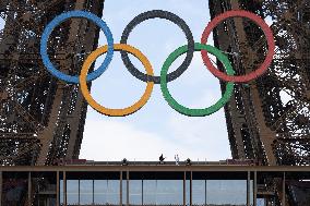 Olympic Torch Relay on the Eiffel Tower - Paris