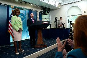 Alejandro Mayorkas press briefing - Washington