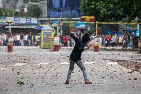 Clash Between Bangladesh Chhatra League And Quota Protesters In Dhaka University