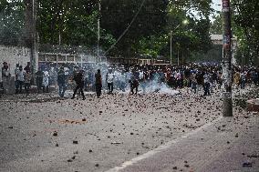 Clash Between Quota Protesters In Dhaka.