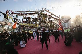 Muslims Pay Their Respects In Karbala, Iraq