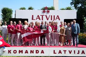 (SP)LATVIA-RIGA-PARIS OLYMPICS-FLAGBEARERS