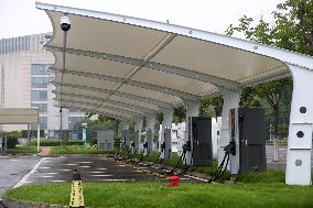 A Superelectric Vehicle Fast Charging Station in Lianyungang