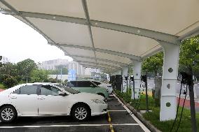 A Superelectric Vehicle Fast Charging Station in Lianyungang