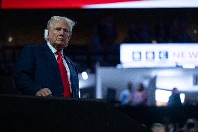 Trump Appears With Bandaged Ear At RNC - Milwaukee