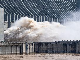 Three Gorges Dam Flood Discharge - China