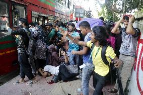 Dozens Injured In Clashes As Students Protest Job Quotas - Dhaka