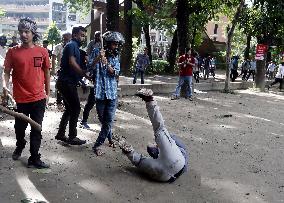 Dozens Injured In Clashes As Students Protest Job Quotas - Dhaka