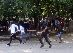 Dozens Injured In Clashes As Students Protest Job Quotas - Dhaka