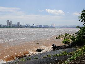 Gezhouba Dam Hub Flood Discharge And Sand Flushing in Yichang