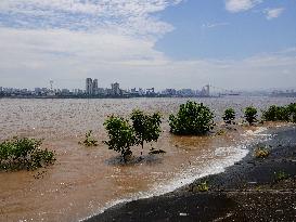 Gezhouba Dam Hub Flood Discharge And Sand Flushing in Yichang