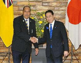 Japan, Niue premiers' talks