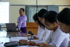 MYANMAR-NAY PYI TAW-AGRICULTURAL STUDENTS-CHINESE SCHOLARSHIP