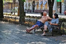 Hot weather in Odesa