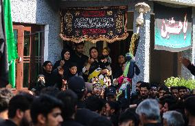 Muharram Procession On Boats In Kashmir