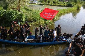 Muharram Procession On Boats In Kashmir