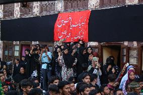 Muharram Procession On Boats In Kashmir