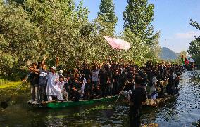 Muharram Procession On Boats In Kashmir