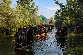 Muharram Procession On Boats In Kashmir