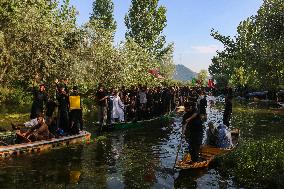 Muharram Procession On Boats In Kashmir