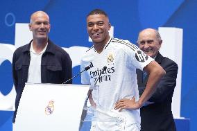 Presentation Kylian Mbappe In Real Madrid - Spain