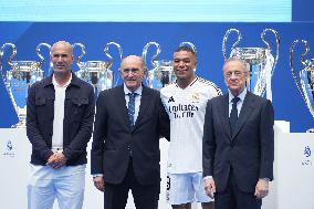 Presentation Kylian Mbappe In Real Madrid - Spain