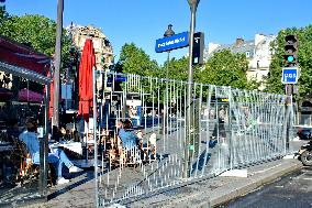 Paris 2024 - Paris Behind Fences