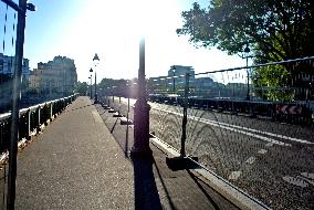 Paris 2024 - Paris Behind Fences