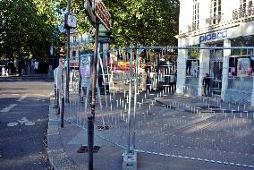 Paris 2024 - Paris Behind Fences