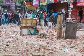 Nationwide Protests Demand The Abolition Of Quota In Government Jobs - Bangladesh