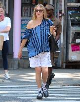 Chloe Sevigny Hangs Out - NYC