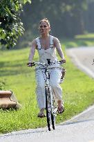 Jennifer Lopez On A Leisurely Bicycle Ride - The Hamptons