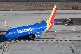 Aircraft & Aviation Stock - Phoenix Sky Harbor International Airport, Arizona