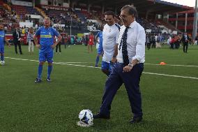 PARTITA DEL CUORE 2024 : NAZIONALE CANTANTI VS NAZIONALE POLITICI ALLO STADIO GRAN SASSO DI AQUILA