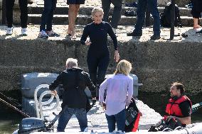 Paris 2024 - CNN Journalist Mellissa Bell Swims In The Seine River - Paris