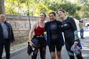 Mayor Anne Hidalgo Swims In The Seine River - Paris