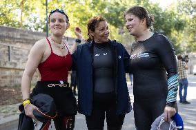 Mayor Anne Hidalgo Swims In The Seine River - Paris