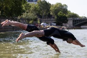 People Swimming In The Seine River - Paris